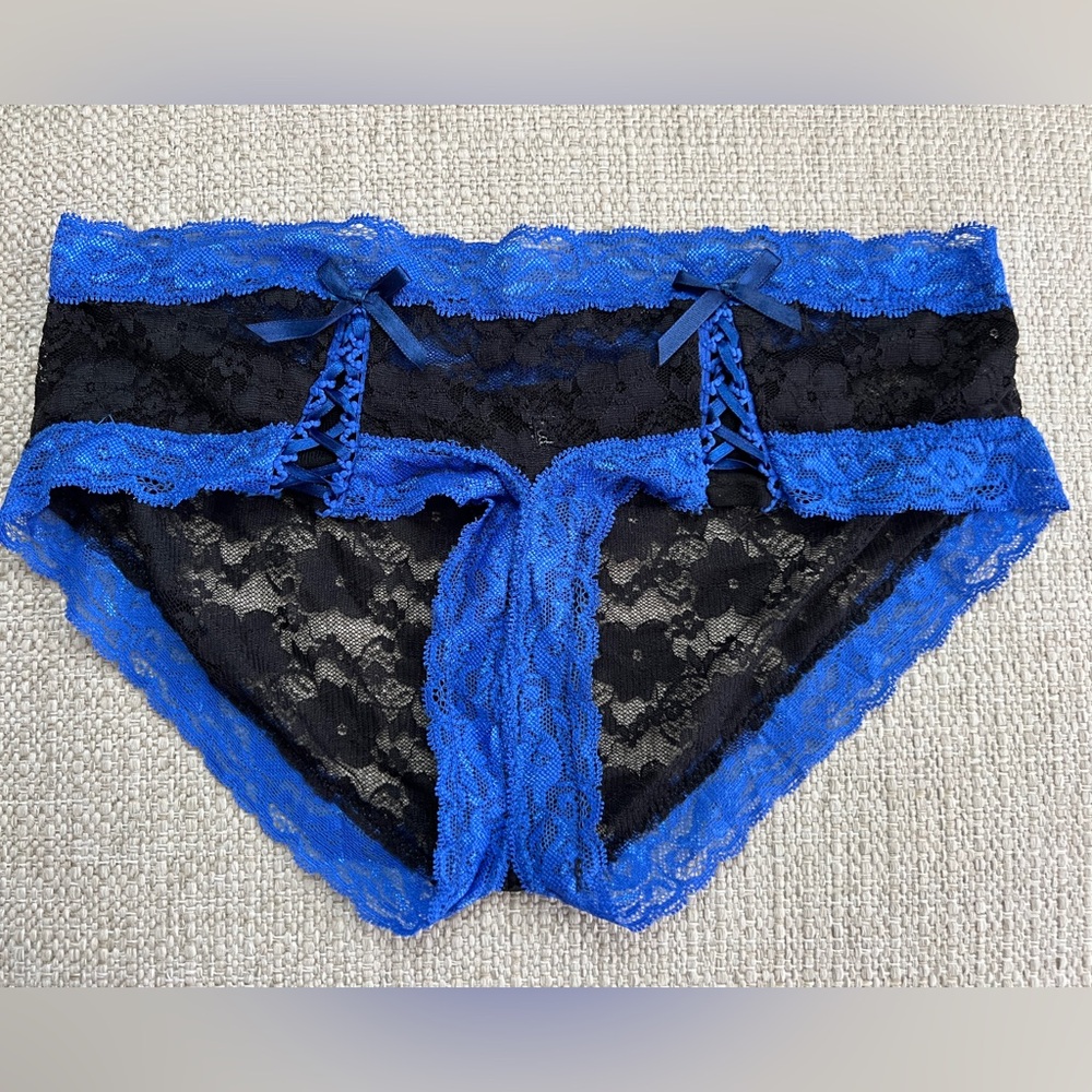 NWOT Sexy Frederick’s of Hollywood Panties